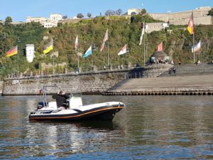 Zar 43 mit Suzuki DF90A Deutsches Eck