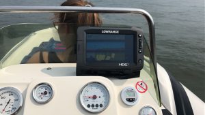 Lowrance HDS7 Gen 2 mit WoSoft-MAP OpenStreetMap AT5 Karte auf dem Rhein. Verbaut auf Zar 43